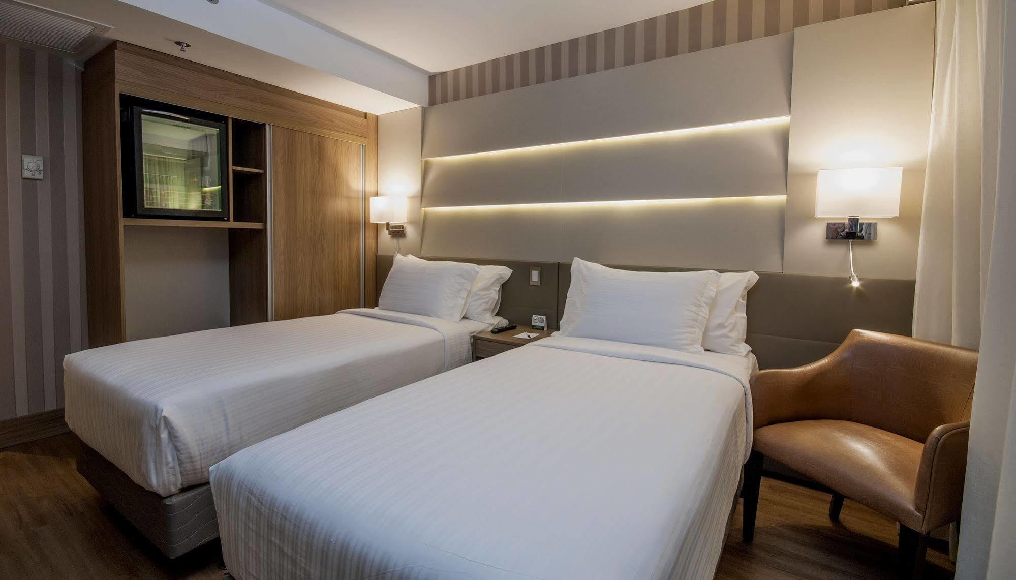 Hotel Américas Copacabana 4*